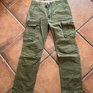 Men’s Levi’s Green Cargo Pants
